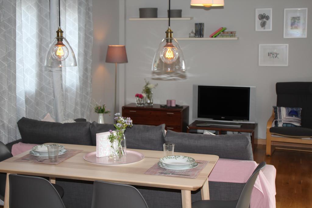 דירות בנאלמדנה Apartamento Turistico Pueblo Evita מראה חיצוני תמונה